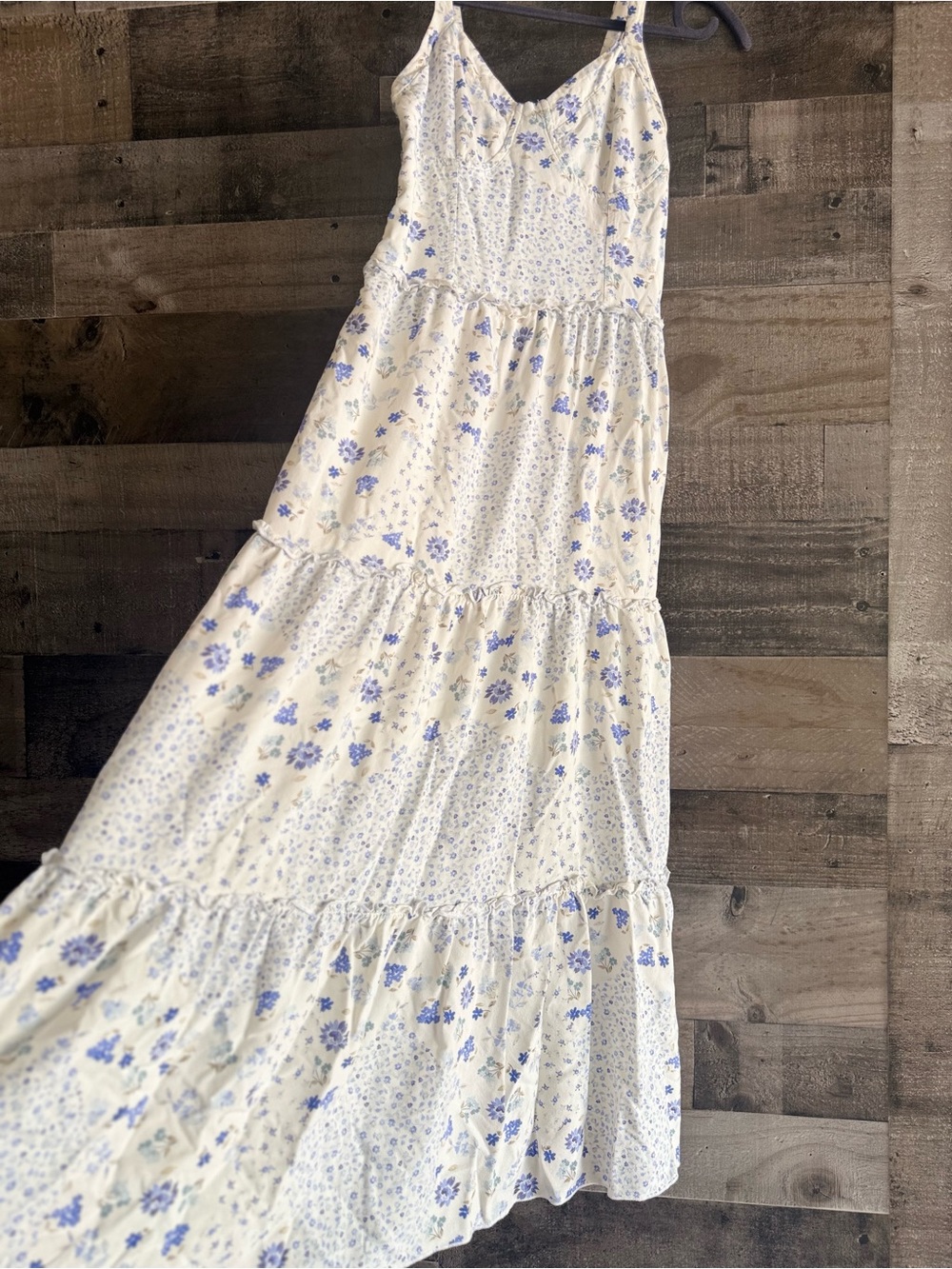 Floral Cream and Blue Tiered Maxi Sundress - Picture 3 of 9